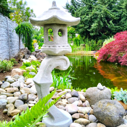 Záhradná lampa z ušľachtilého betónu Záhradná lampa z ušľachtilého betónu