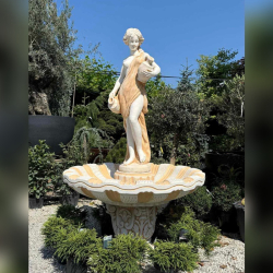 Z�hradn� bet�nov� font�na