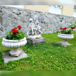 Záhradný betónový kvetináč K02 Záhradný betónový kvetináč K02