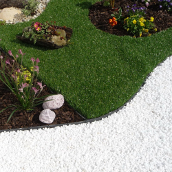 Neviditeľný plastový obrubník Neviditeľný plastový obrubník